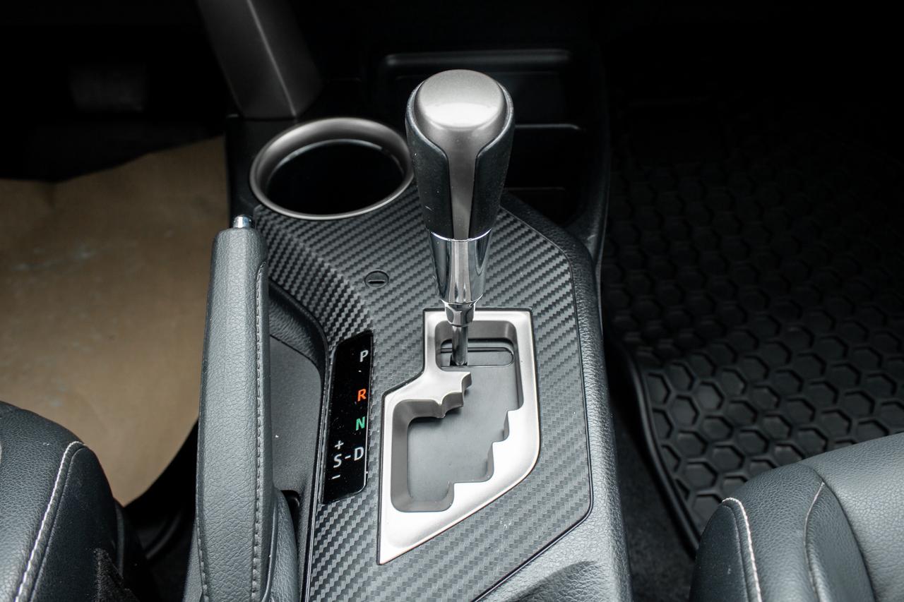 2015 Toyota RAV4 Limited 4dr All-wheel Drive Photo