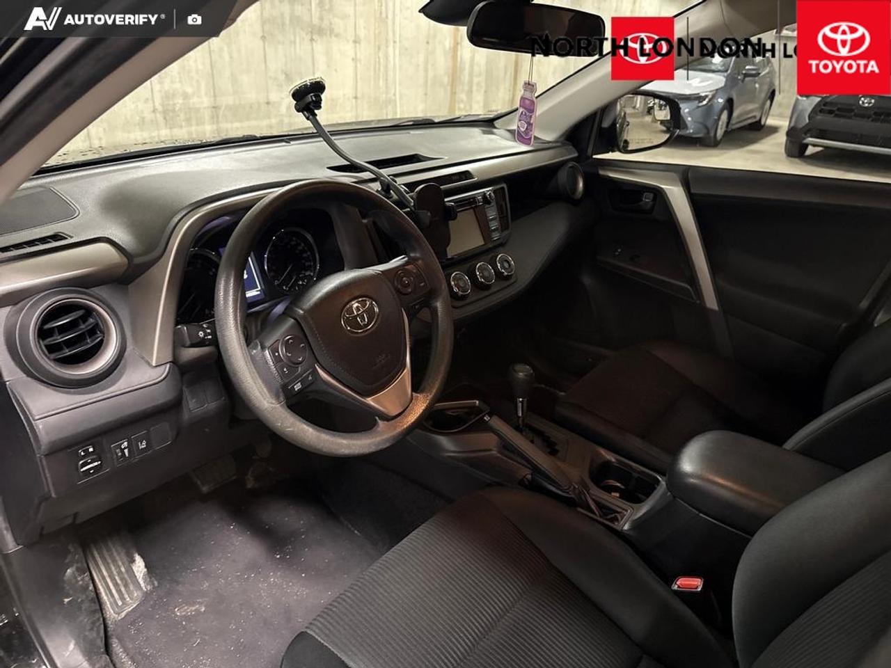 2018 Toyota RAV4  Photo
