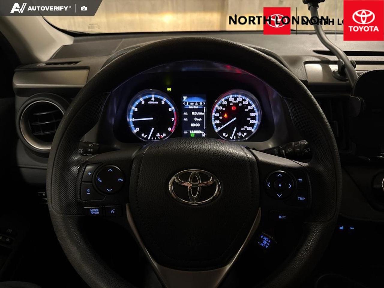 2018 Toyota RAV4  Photo