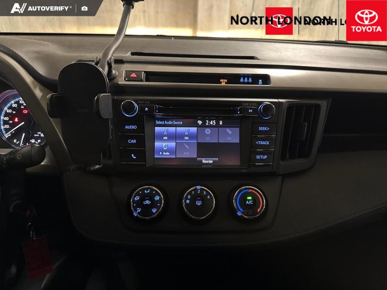 2018 Toyota RAV4  Photo