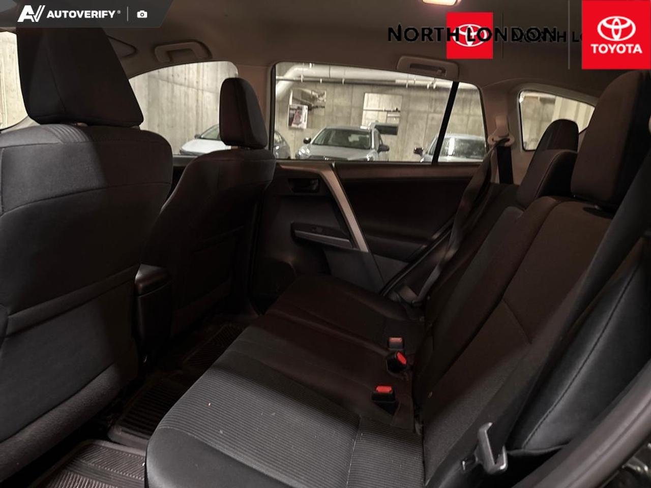 2018 Toyota RAV4  Photo