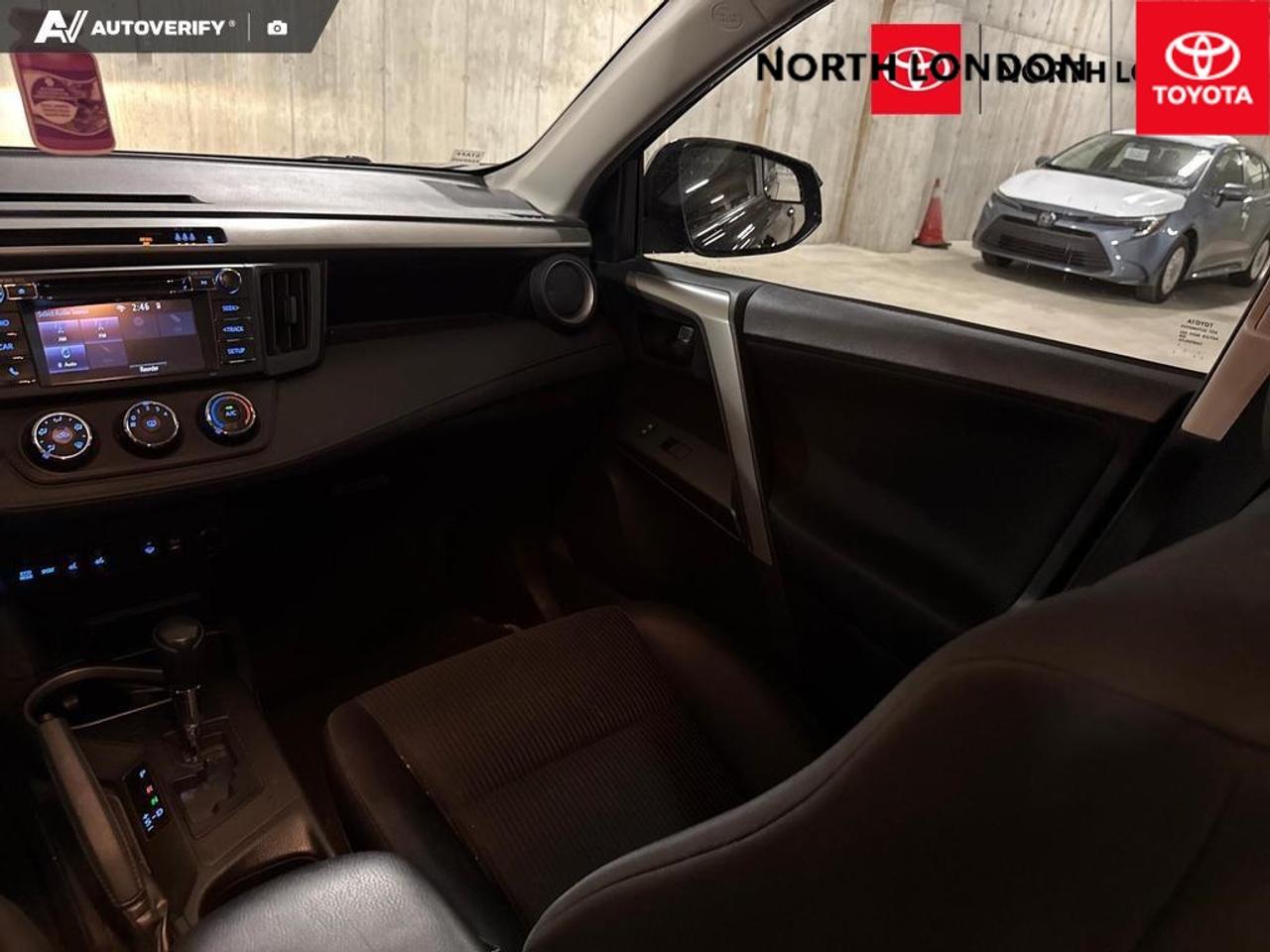 2018 Toyota RAV4  Photo