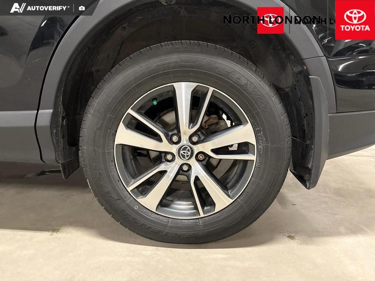 2018 Toyota RAV4  Photo