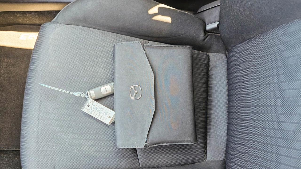 2015 Mazda MAZDA3 GX Photo