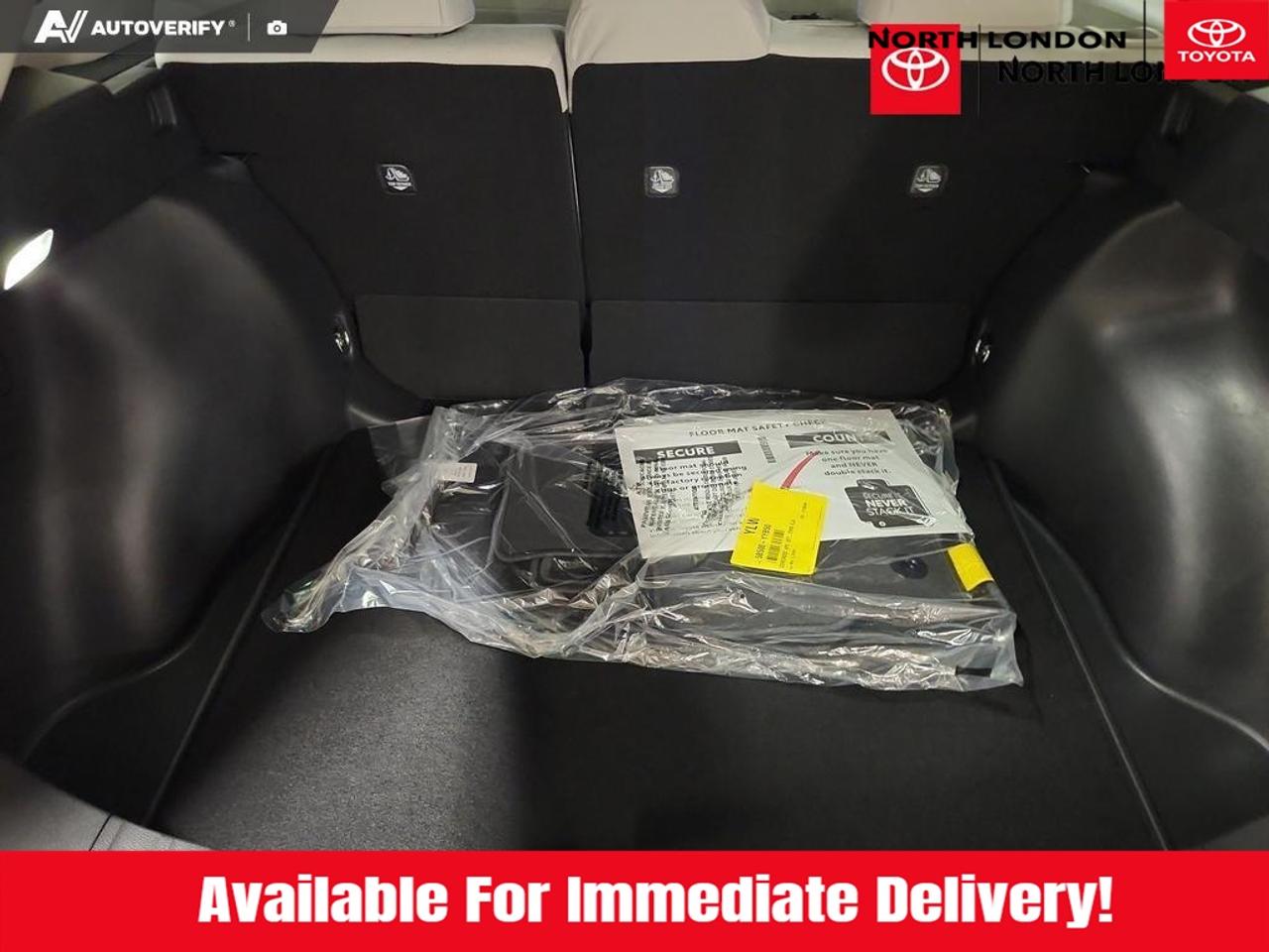 2026 Toyota Corolla Cross L 4dr Front-Wheel Drive Photo