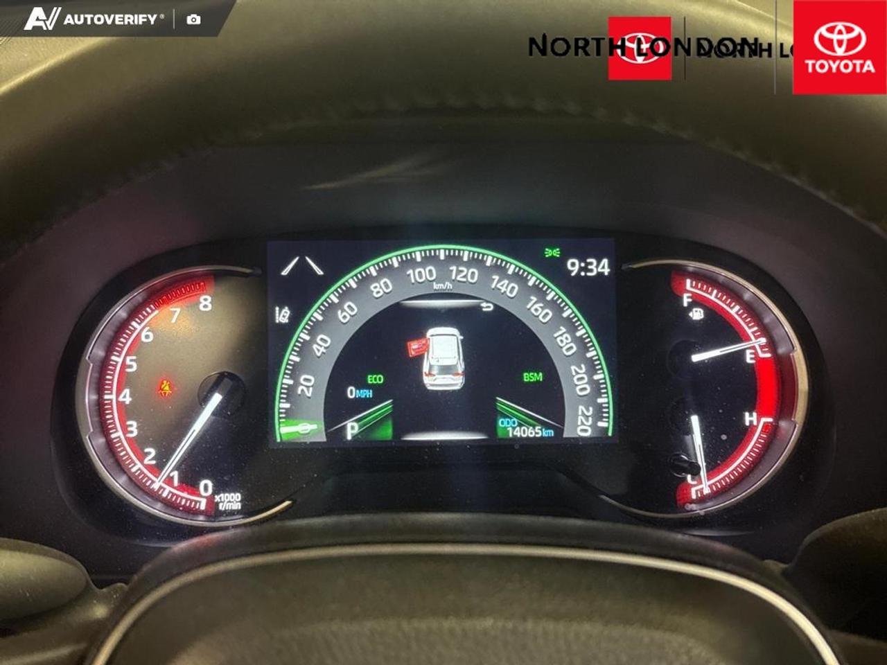 2023 Toyota RAV4 XLE 4dr All-wheel Drive Photo