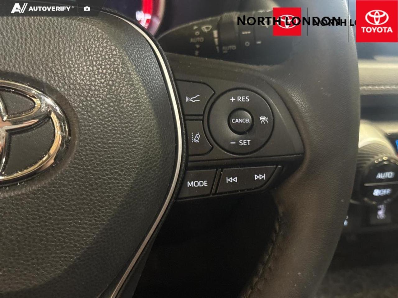 2023 Toyota RAV4 XLE 4dr All-wheel Drive Photo