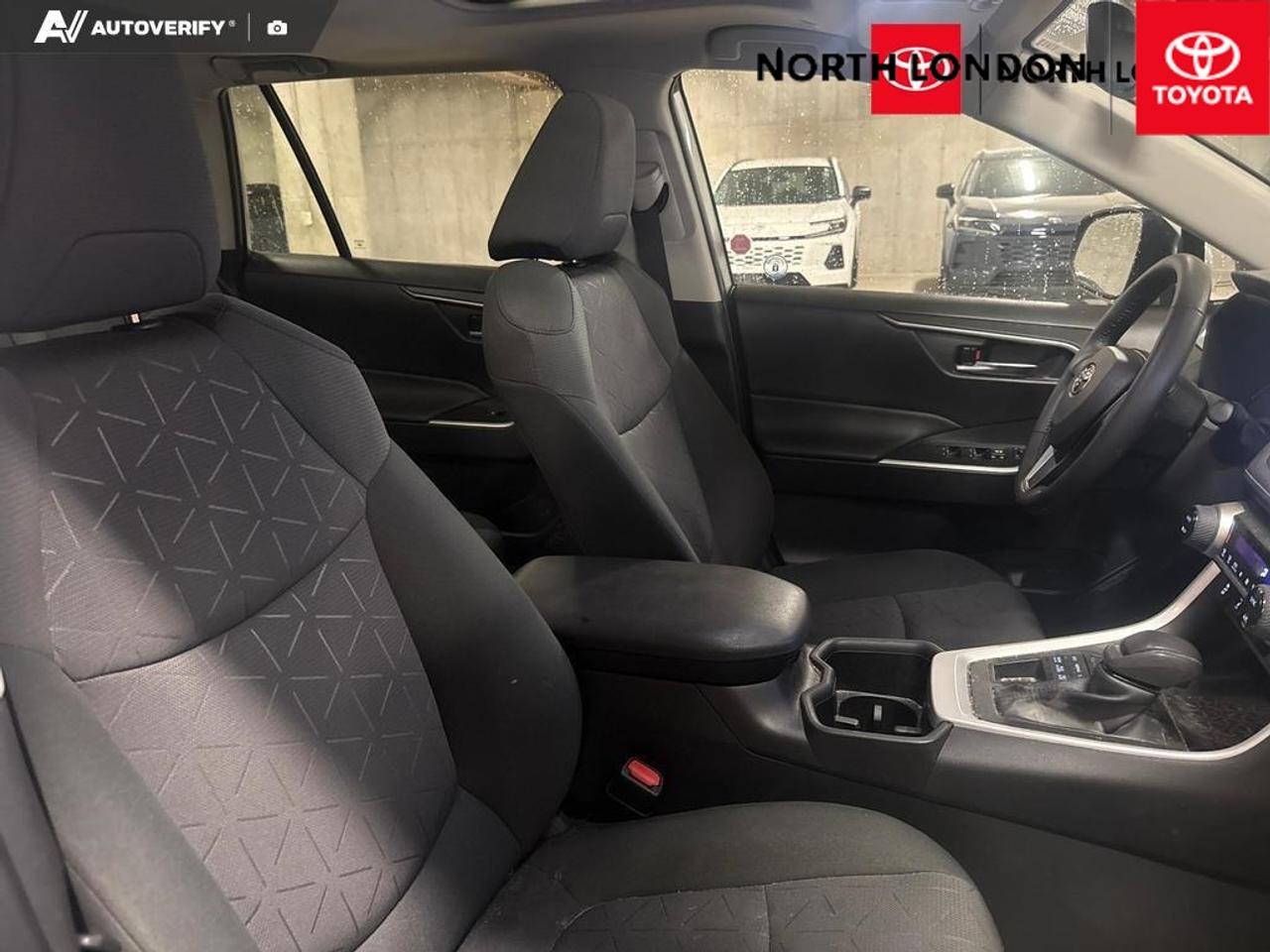 2023 Toyota RAV4 XLE 4dr All-wheel Drive Photo