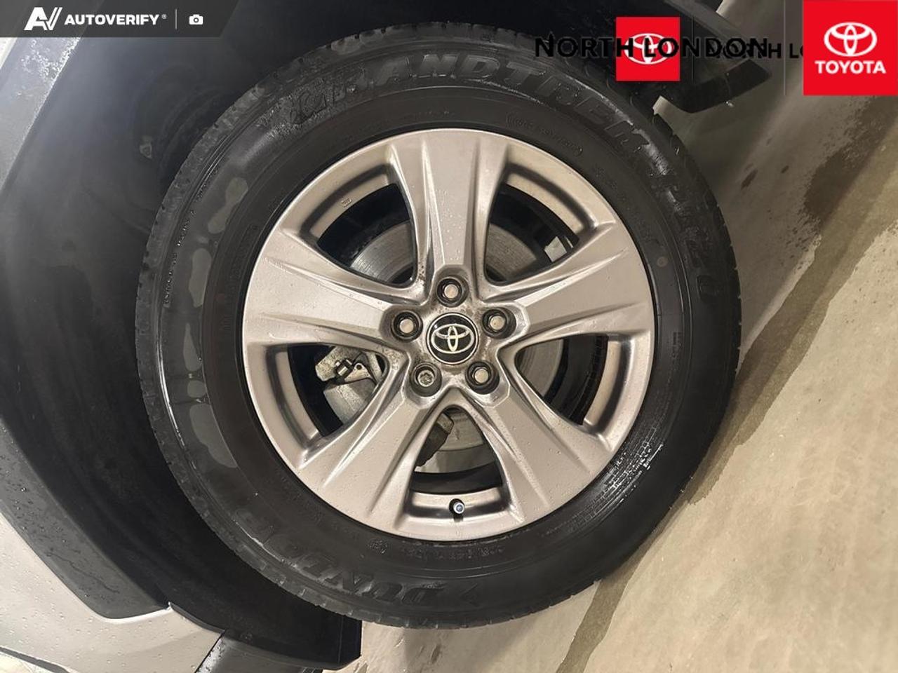 2023 Toyota RAV4 XLE 4dr All-wheel Drive Photo