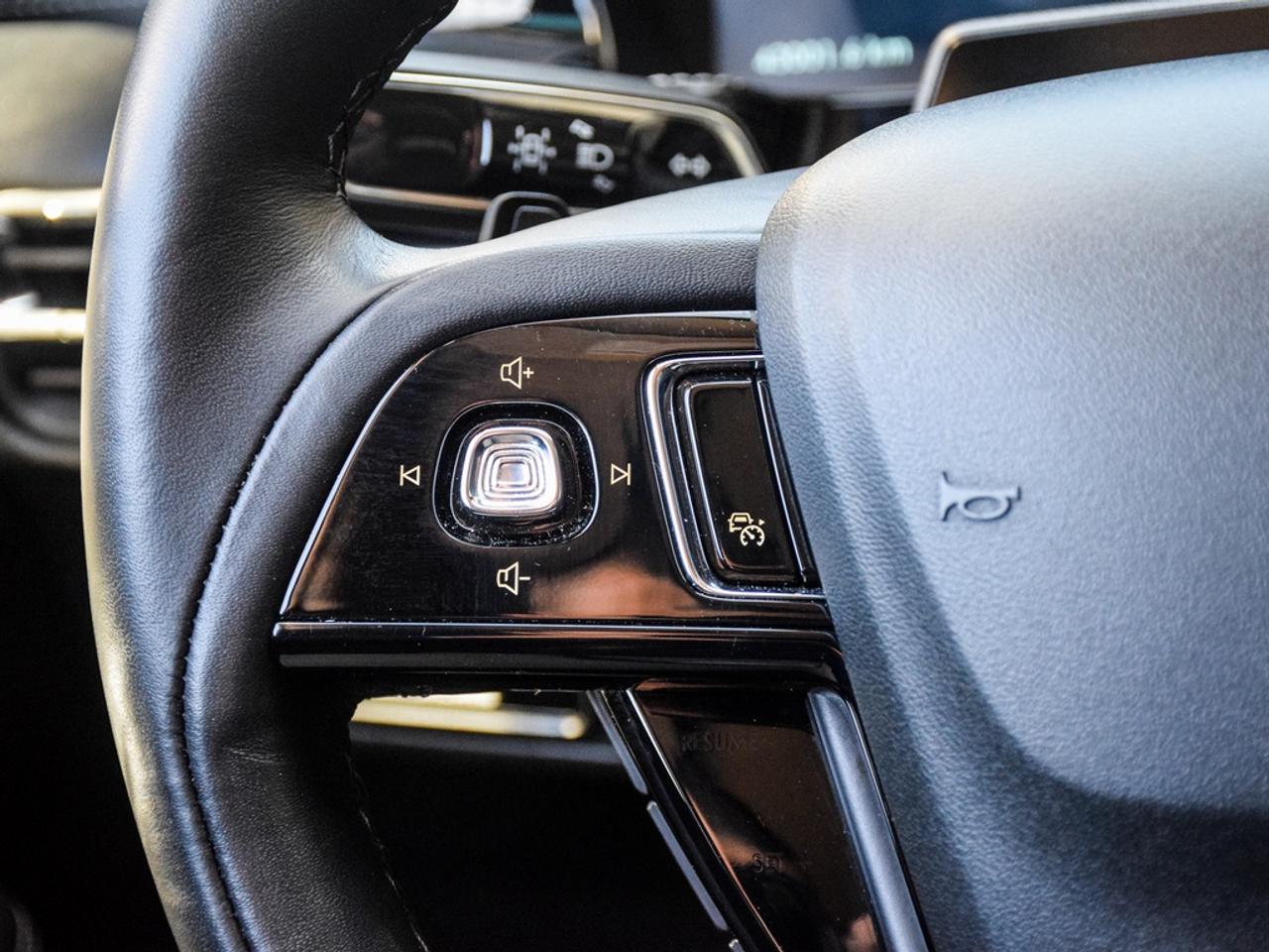 2025 Lincoln Corsair Reserve 4dr All-Wheel Drive Photo