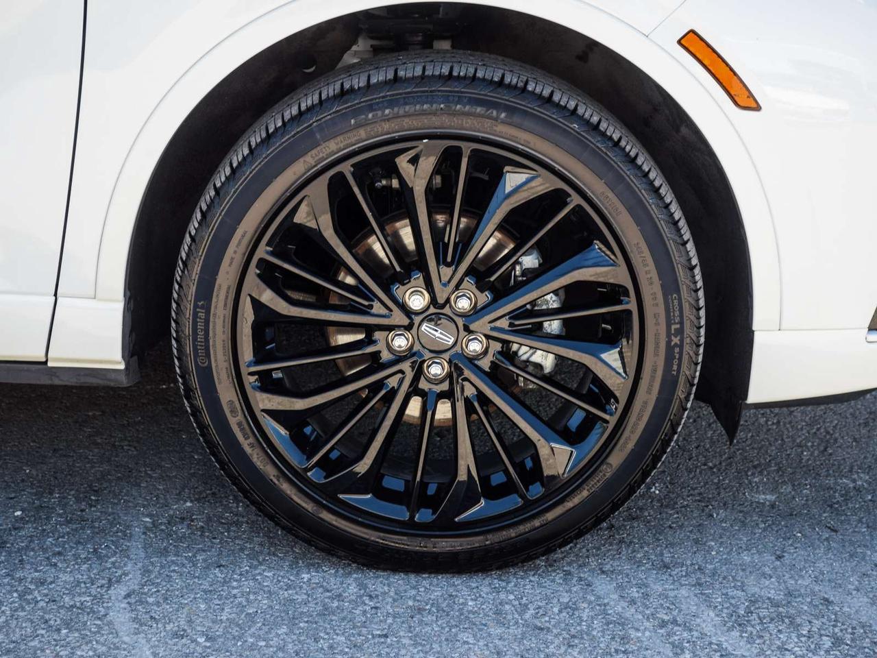 2025 Lincoln Corsair Reserve 4dr All-Wheel Drive Photo