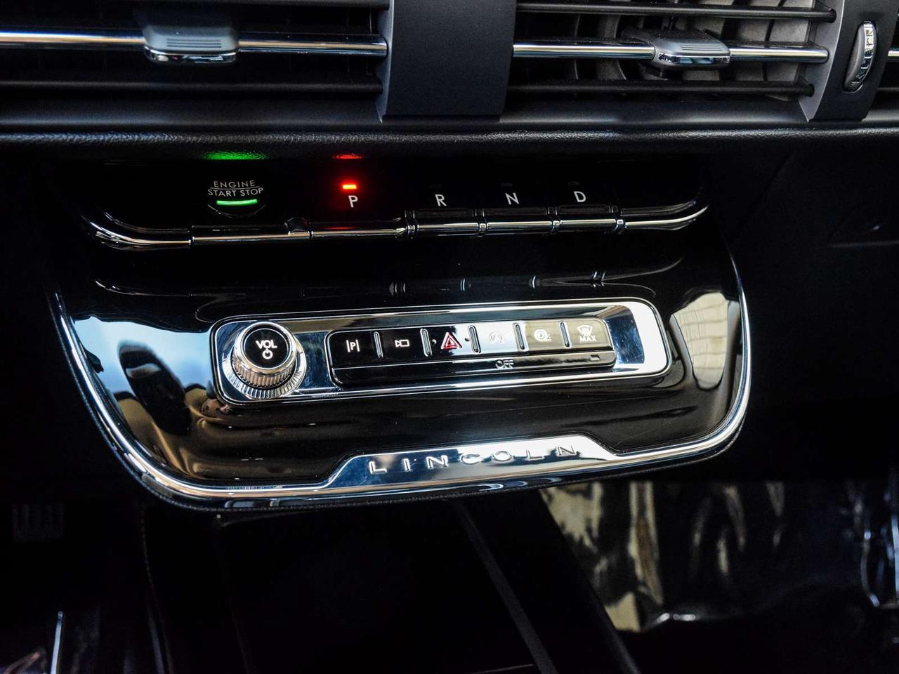 2025 Lincoln Corsair Reserve 4dr All-Wheel Drive Photo