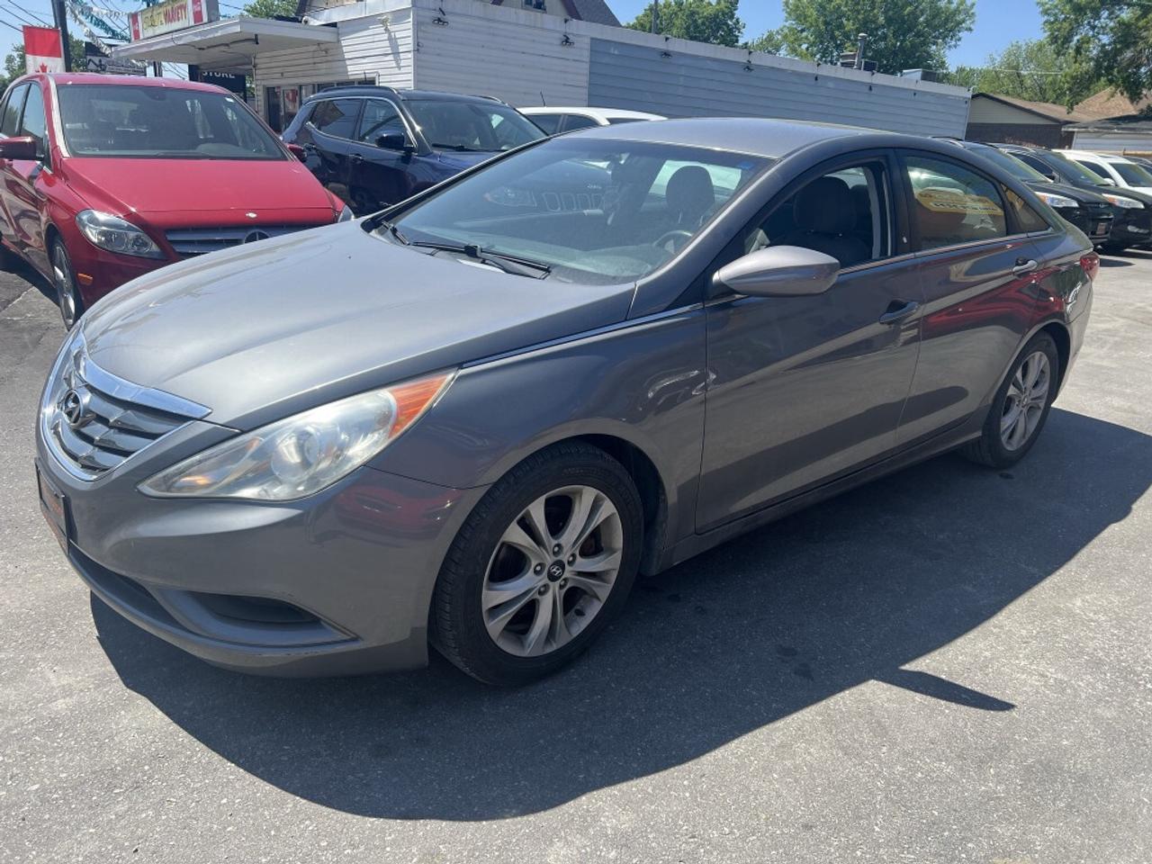2011 Hyundai Sonata GL 4dr Sedan Automatic Photo2