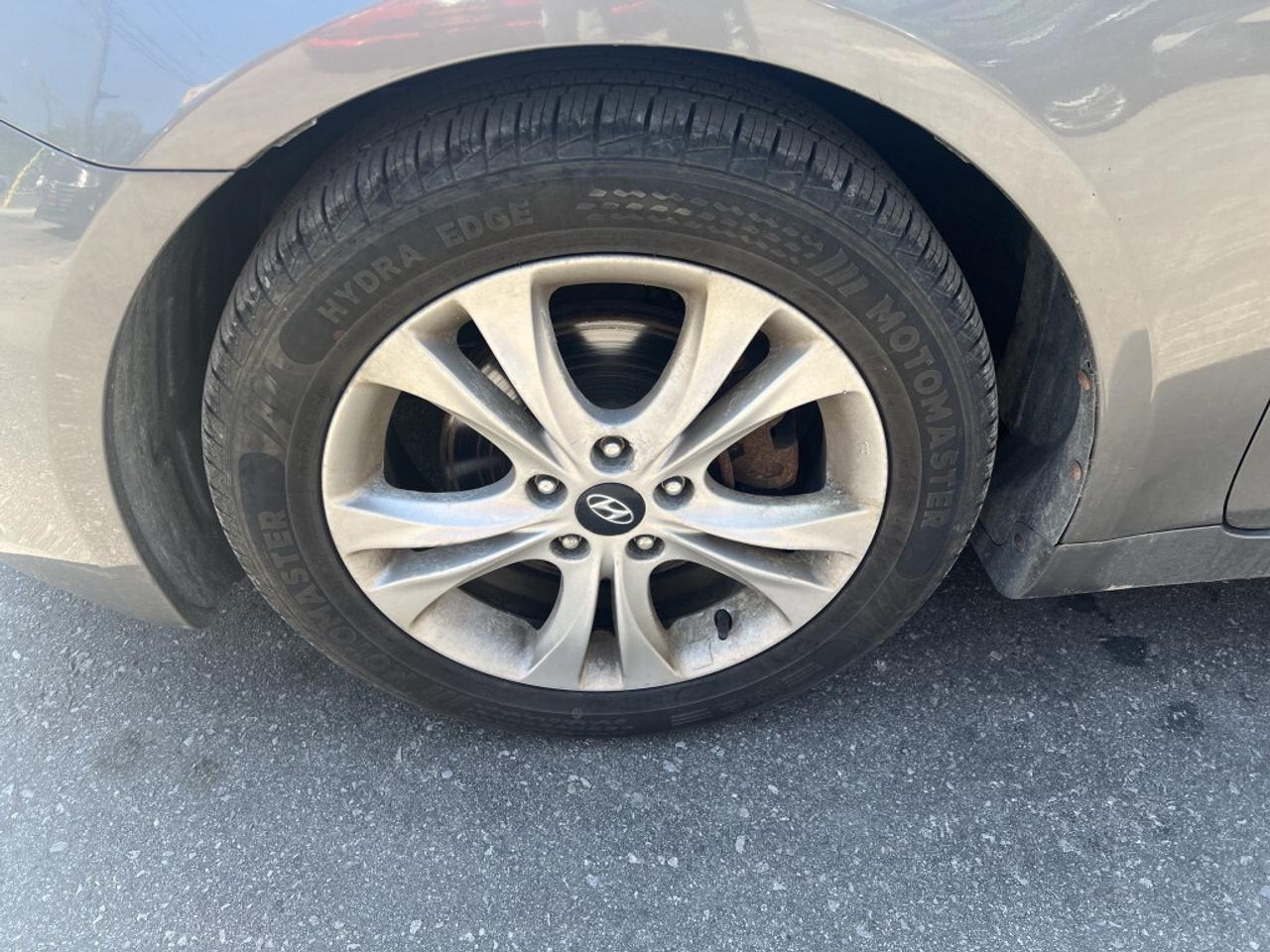 2011 Hyundai Sonata GL 4dr Sedan Automatic Photo