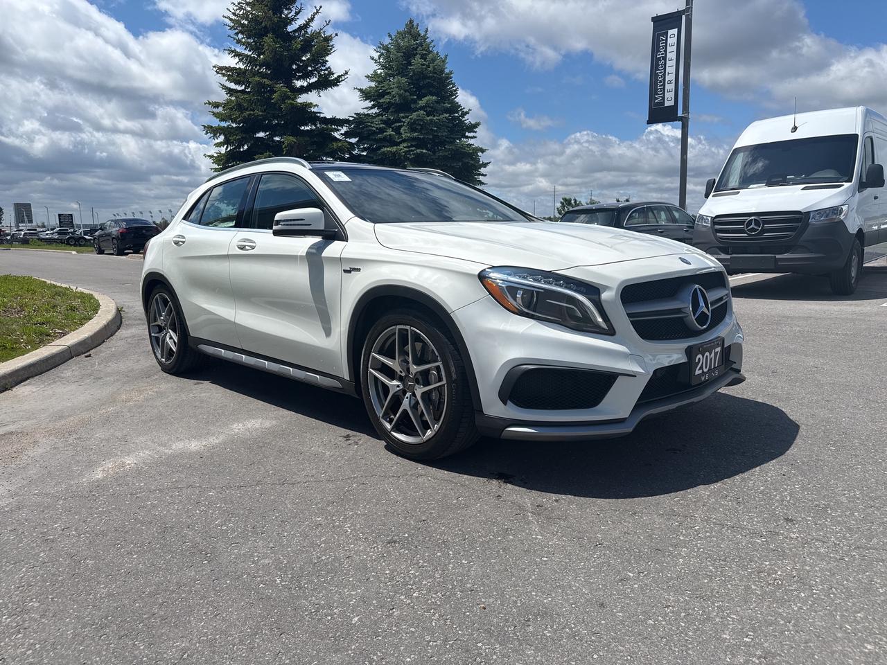 2017 Mercedes-Benz GLA 4MATIC® Photo3