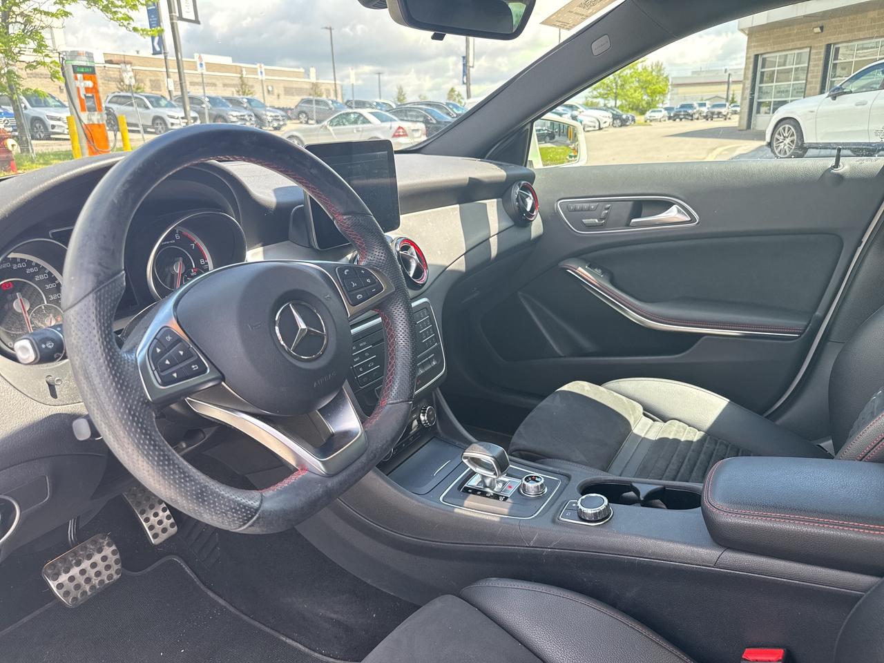 2017 Mercedes-Benz GLA 4MATIC® Photo