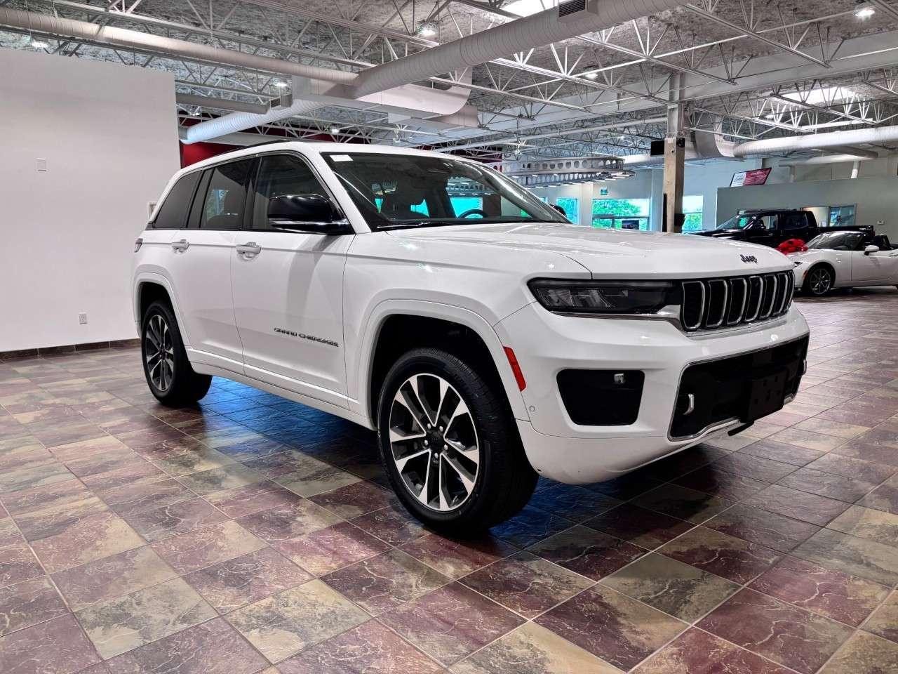 2023 Jeep Grand Cherokee OVERLAND 4X4 Photo