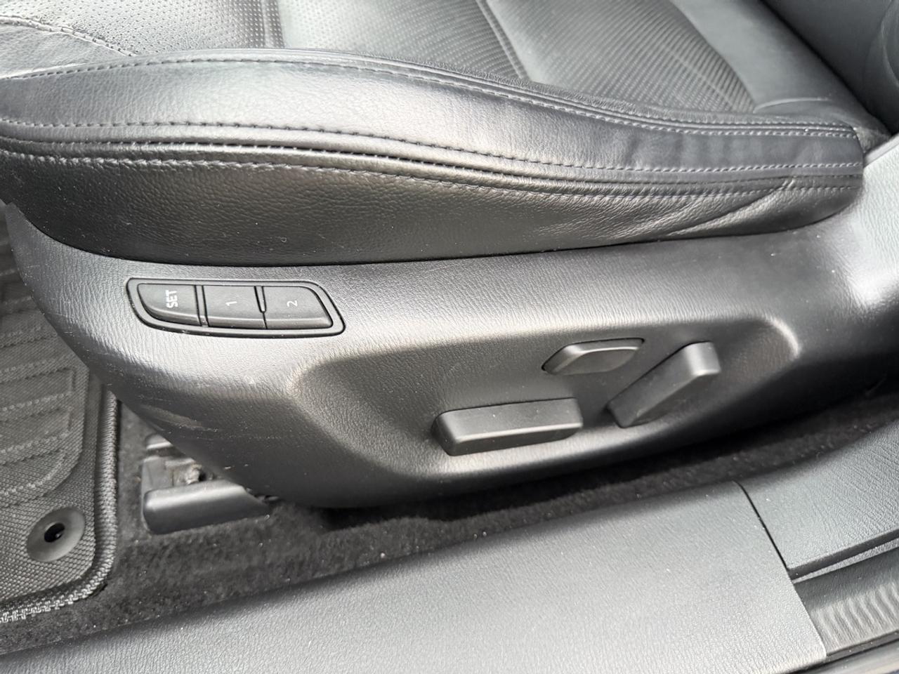 2017 Mazda MAZDA6 GT | No-Accident | Leather | Sunroof | Bose Audio Photo