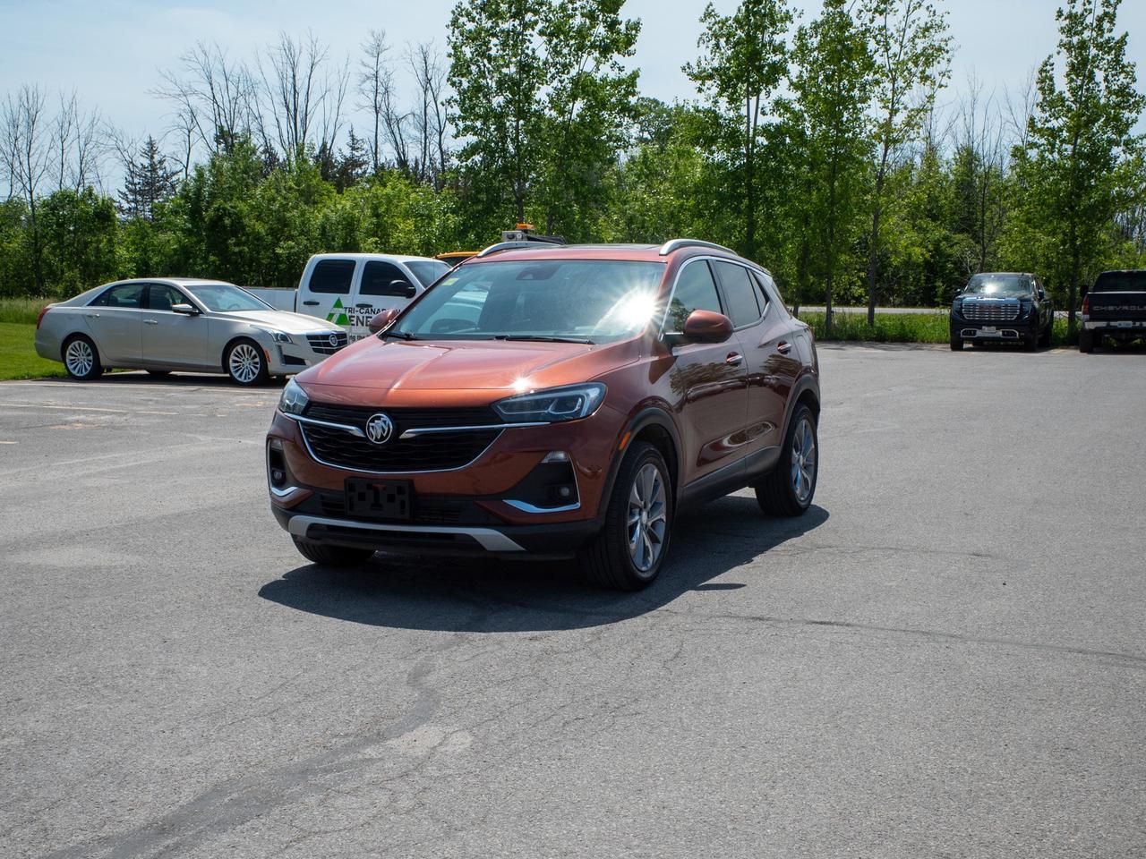 2021 Buick Encore GX Essence - Power Liftgate   Leather Seats Photo3
