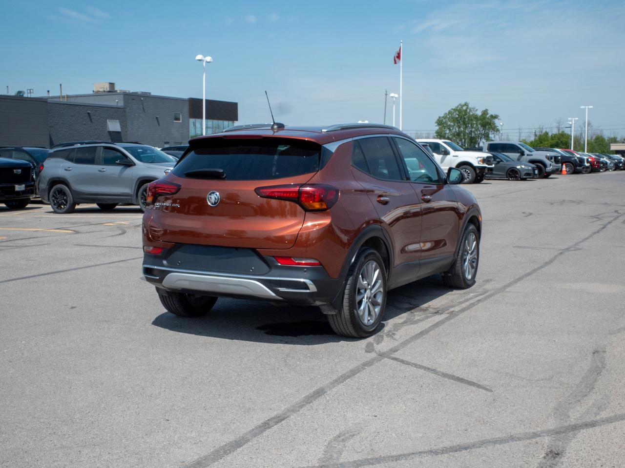 2021 Buick Encore GX Essence - Power Liftgate   Leather Seats Photo