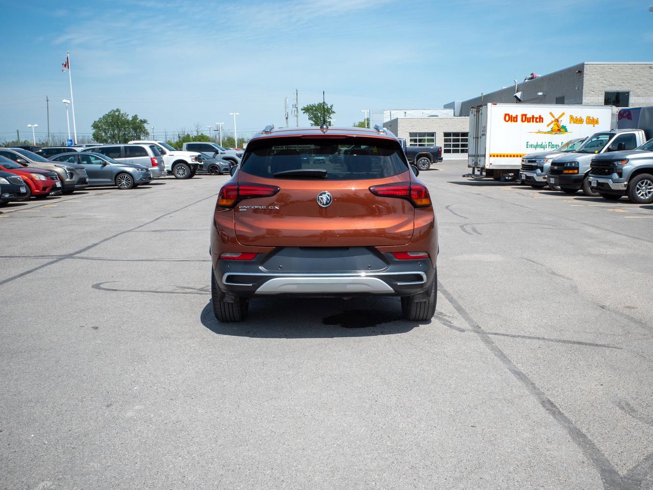 2021 Buick Encore GX Essence - Power Liftgate   Leather Seats Photo