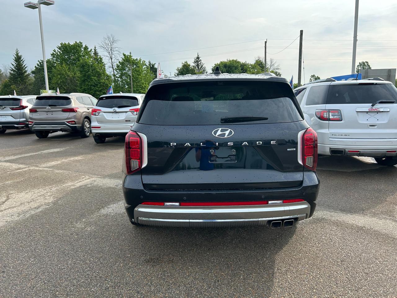 2023 Hyundai PALISADE Urban 7 Passenger 4dr All-Wheel Drive Photo