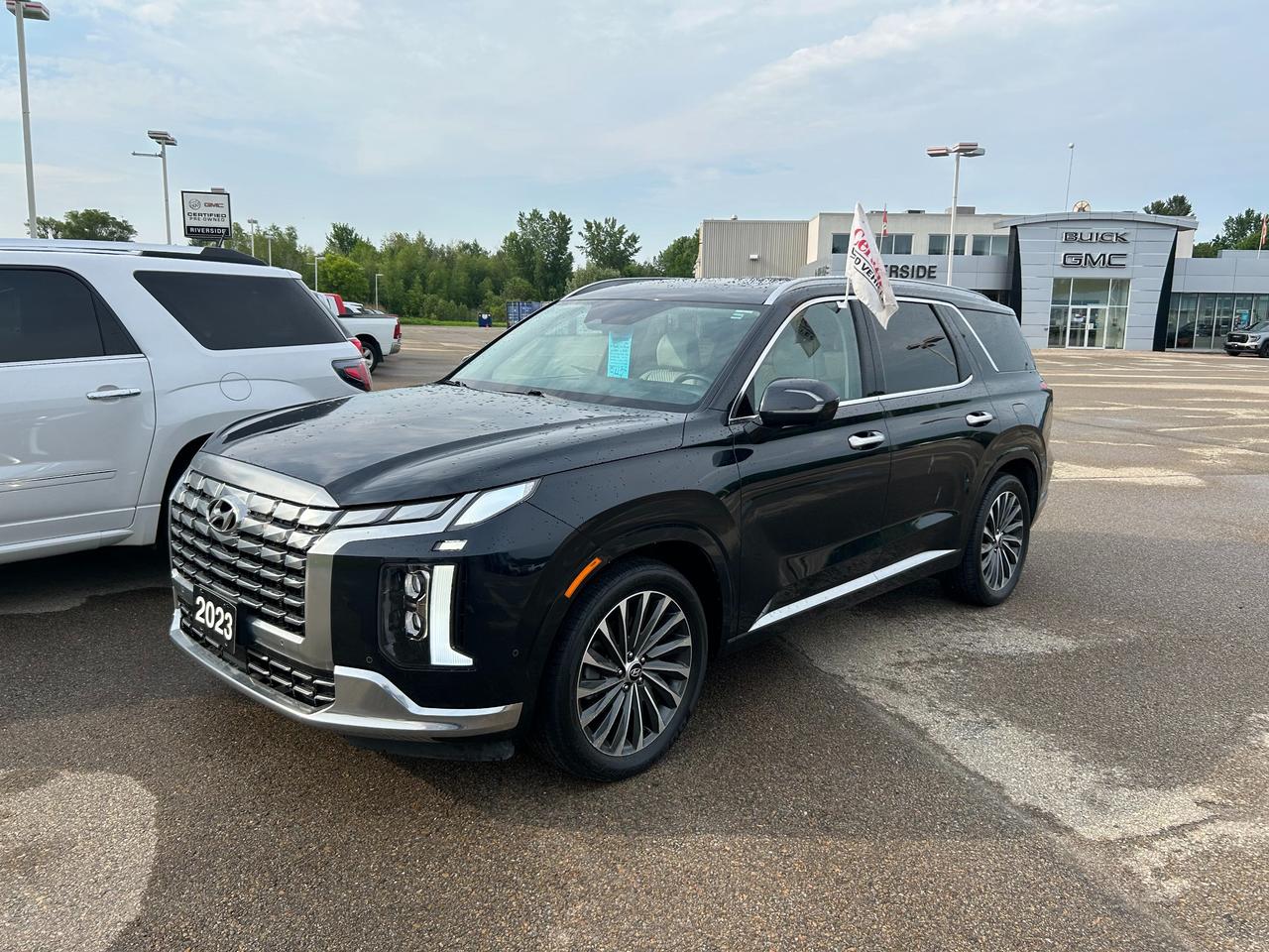 2023 Hyundai PALISADE Urban 7 Passenger 4dr All-Wheel Drive Photo0