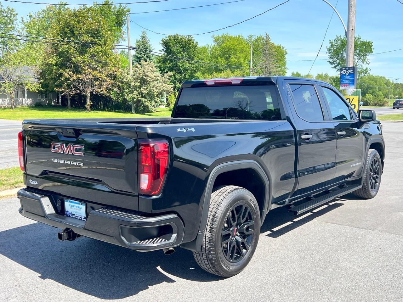 2024 GMC Sierra 1500 Crew Cab Standard Box 4-Wheel Drive Pro Photo