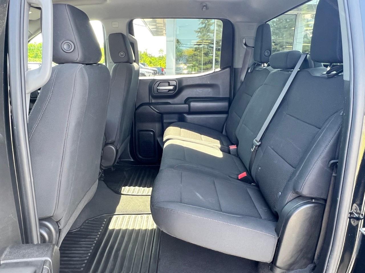 2024 GMC Sierra 1500 Crew Cab Standard Box 4-Wheel Drive Pro Photo