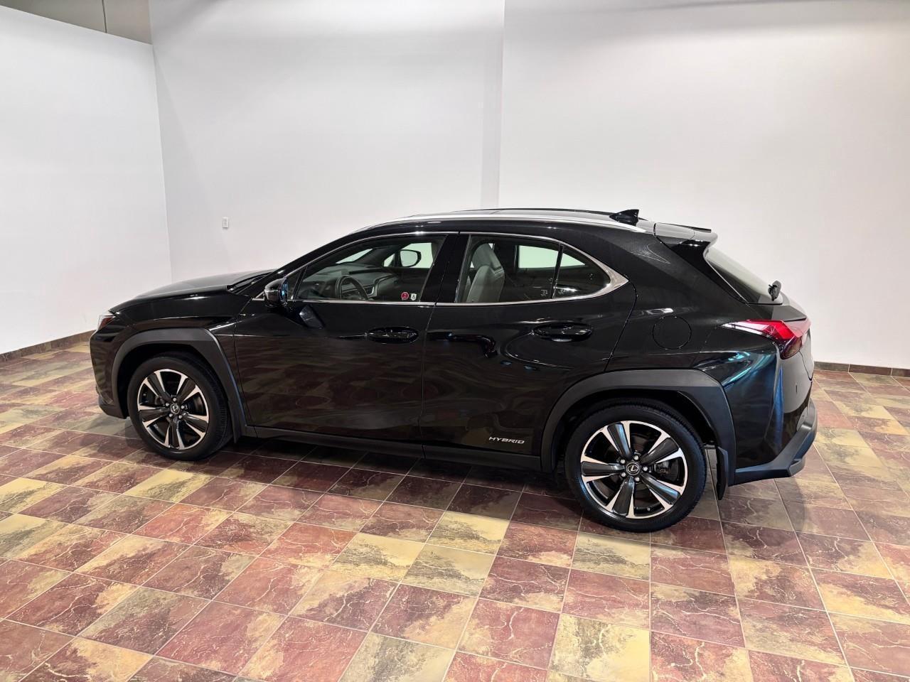2019 Lexus UX 250H PREMIUM PACKAGE Photo