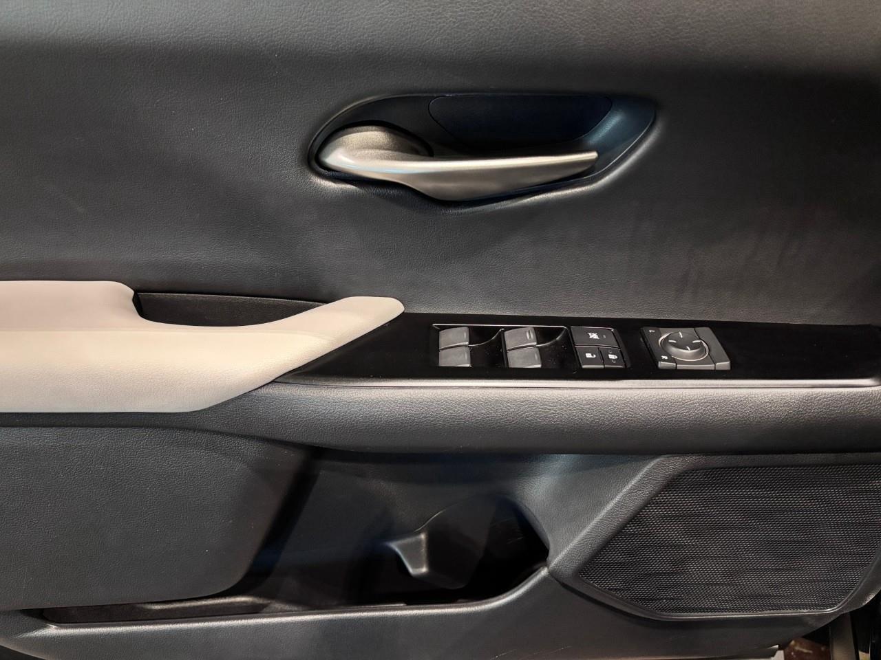 2019 Lexus UX 250H PREMIUM PACKAGE Photo