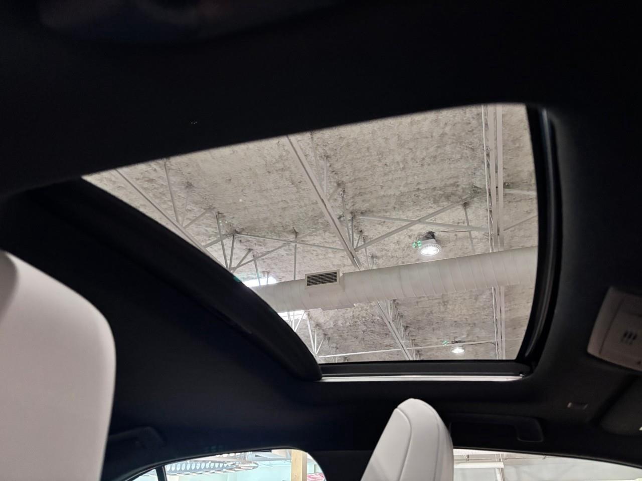 2019 Lexus UX 250H PREMIUM PACKAGE Photo
