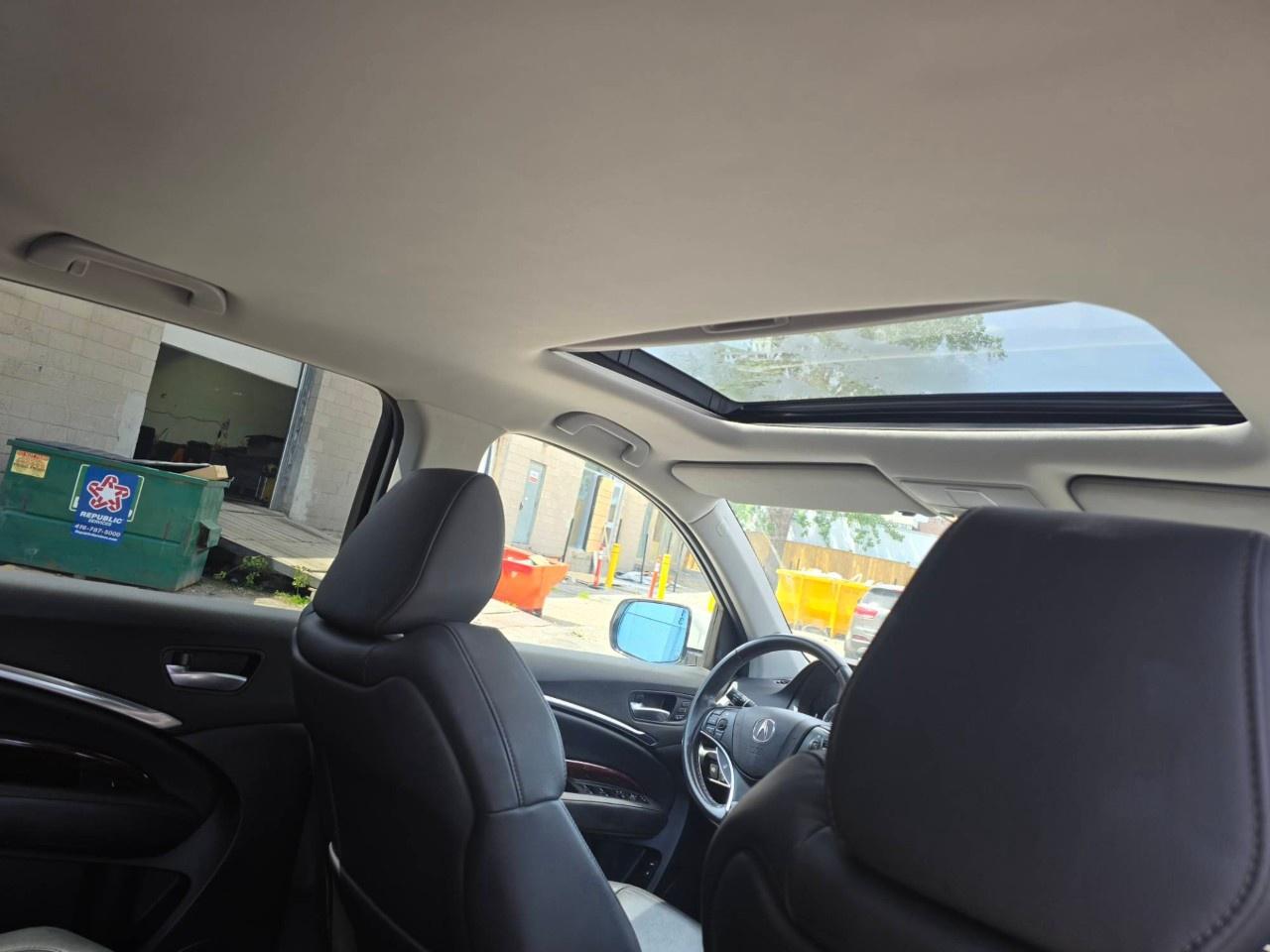 2016 Acura MDX SH-AWD with Navigation Package Photo