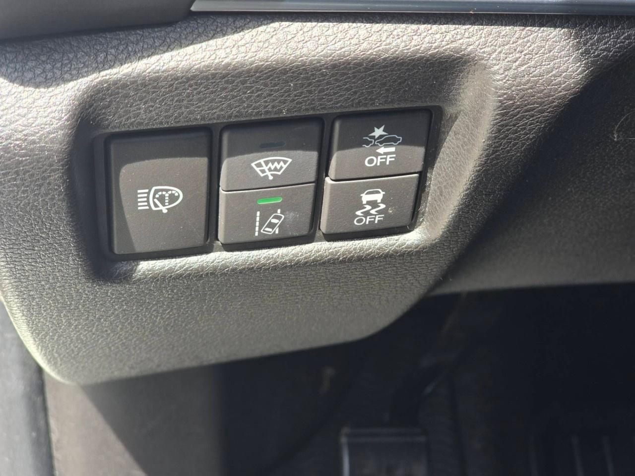 2016 Acura MDX SH-AWD with Navigation Package Photo