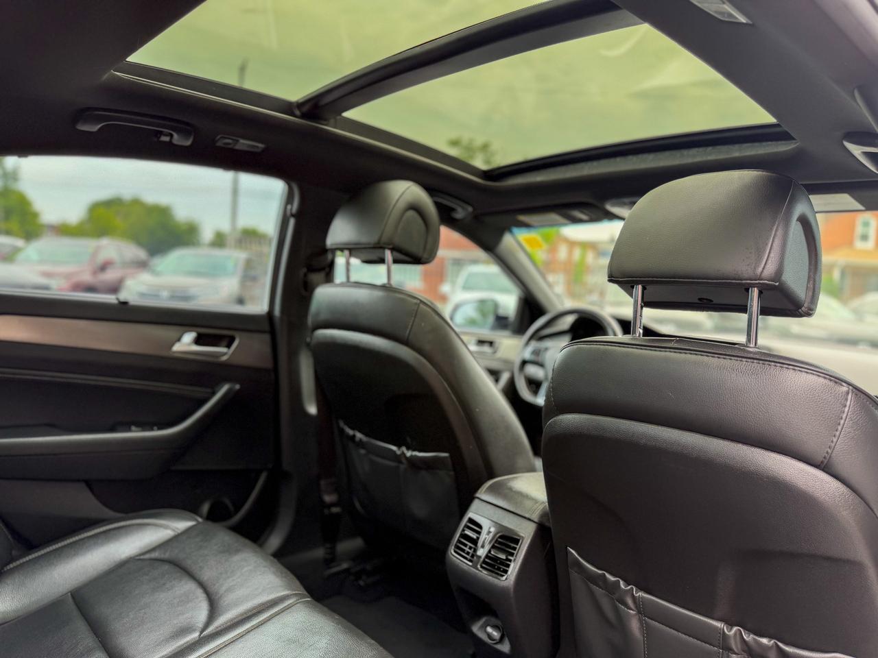 2015 Hyundai Sonata Ultimate/BSM/NAVI/PANO/CAMERA/NO ACCIDENTS/LEATHER Photo