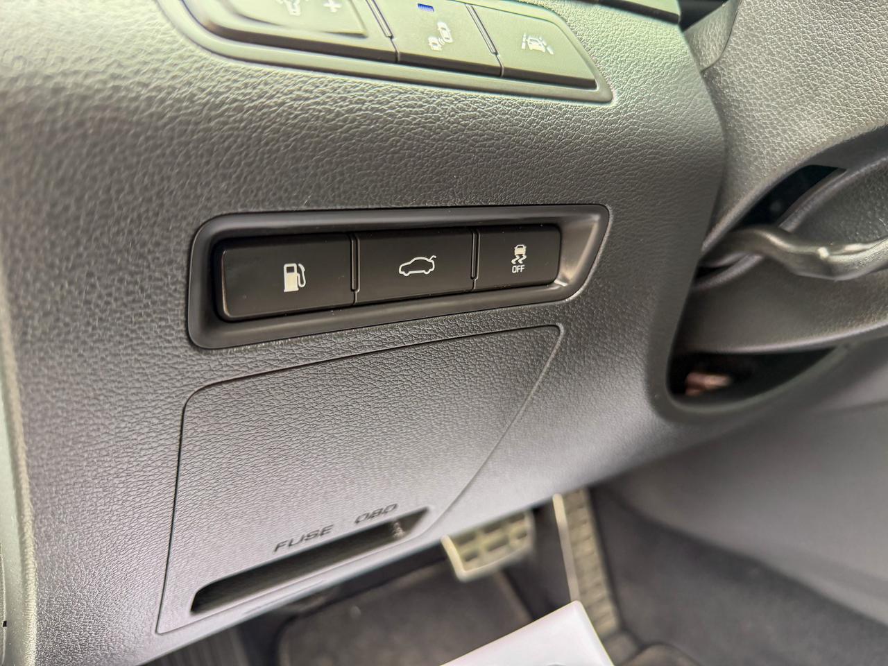 2015 Hyundai Sonata Ultimate/BSM/NAVI/PANO/CAMERA/NO ACCIDENTS/LEATHER Photo