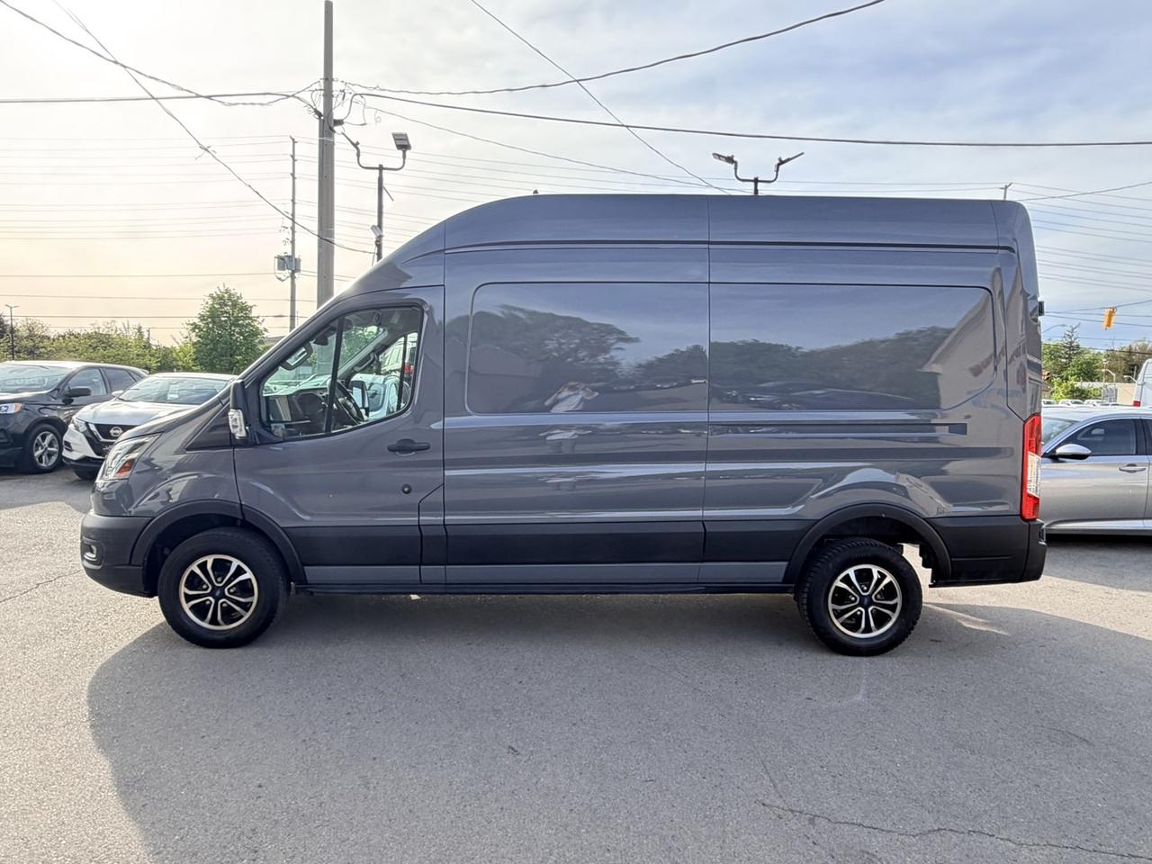 2022 Ford E-Transit Cargo Van T-350 148 HI RF 9500 GVWR RWD   Rev Cam Photo