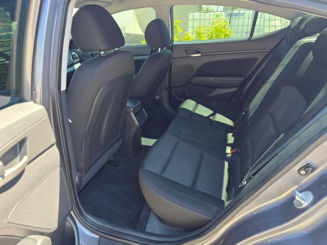 2017 Hyundai Elantra 4DR SDN AUTO GL Photo