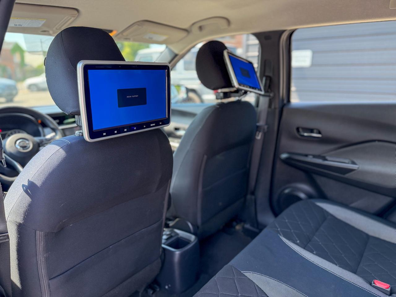 2018 Nissan Kicks SV/CAMERA/LOW KM/NO ACCIDENTS/1.6L/APPLE CARPLAY Photo