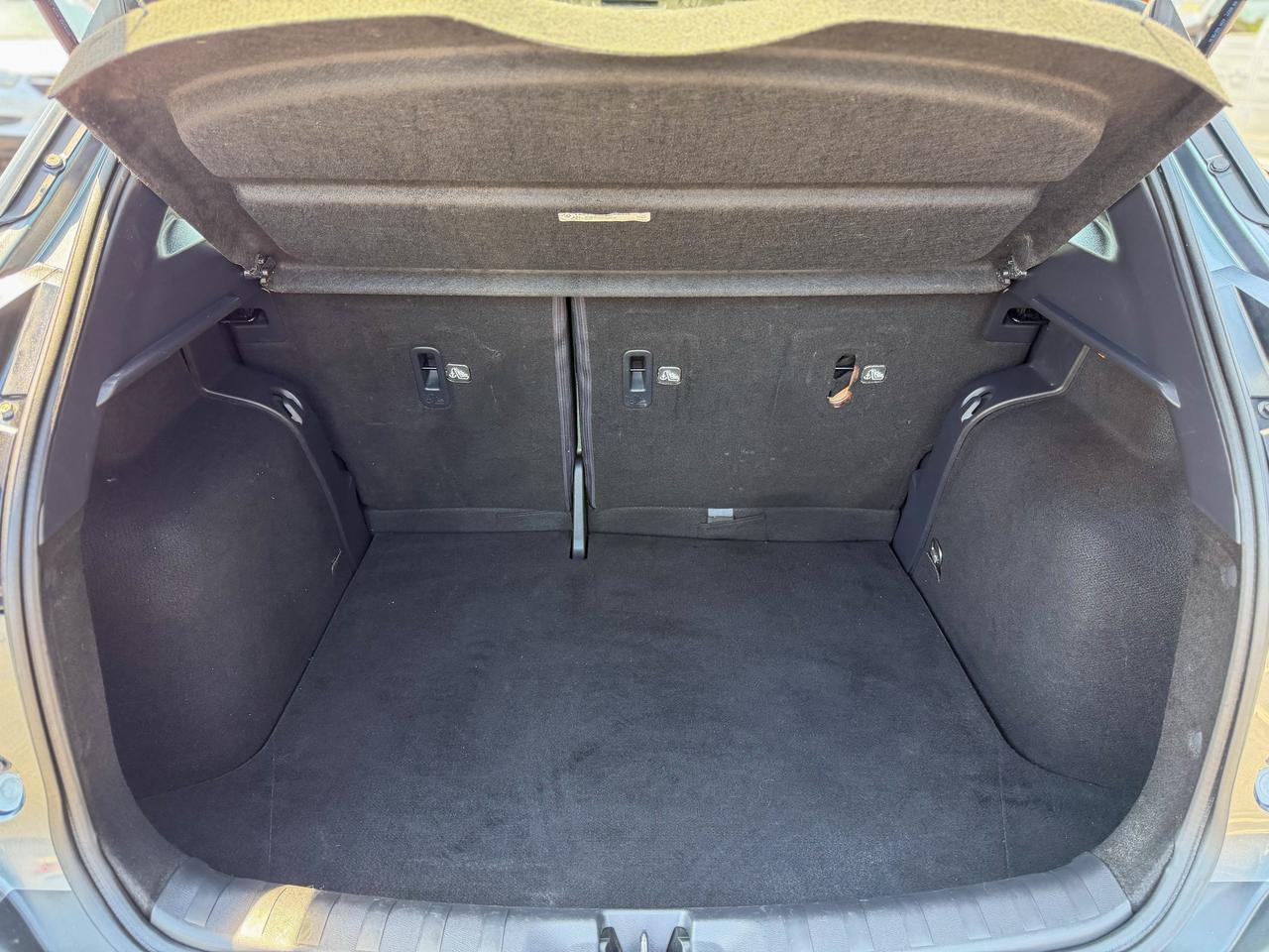 2018 Nissan Kicks SV/CAMERA/LOW KM/NO ACCIDENTS/1.6L/APPLE CARPLAY Photo