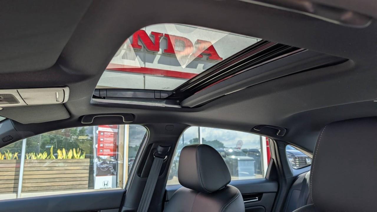 2026 Honda Civic Hybrid Sport Touring 4dr Sedan Photo
