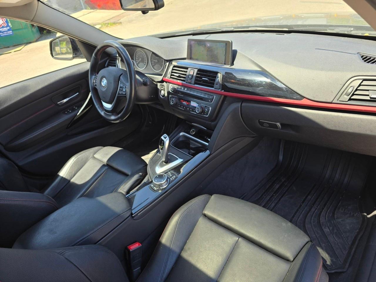 2014 BMW 3 Series 4dr Sdn 320i xDrive AWD Photo