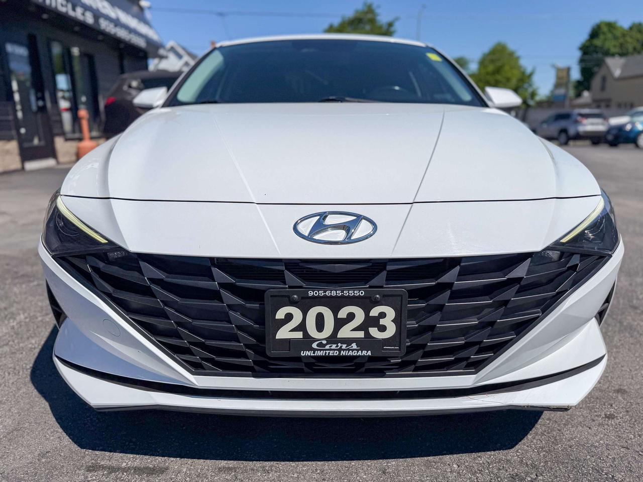 2023 Hyundai Elantra Preferred-Tech Pkg/NAVI/BSM/REMOTE/ROOF/CAMERA/2L Photo
