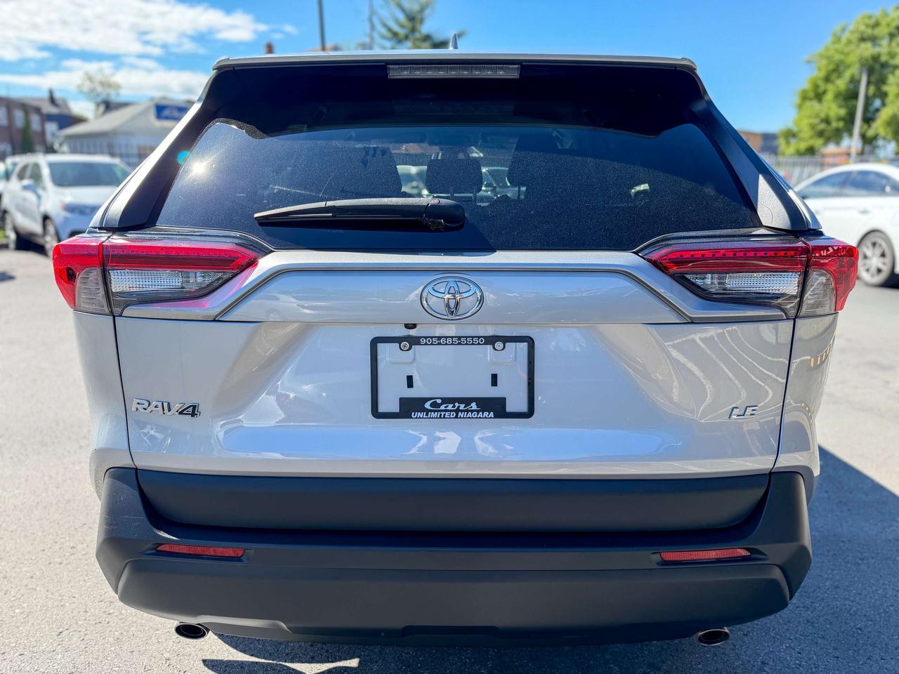 2021 Toyota RAV4 LE/1 OWNER/BSM/ACC/CAMERA/APPLE CARPLAY/2.5L Photo3