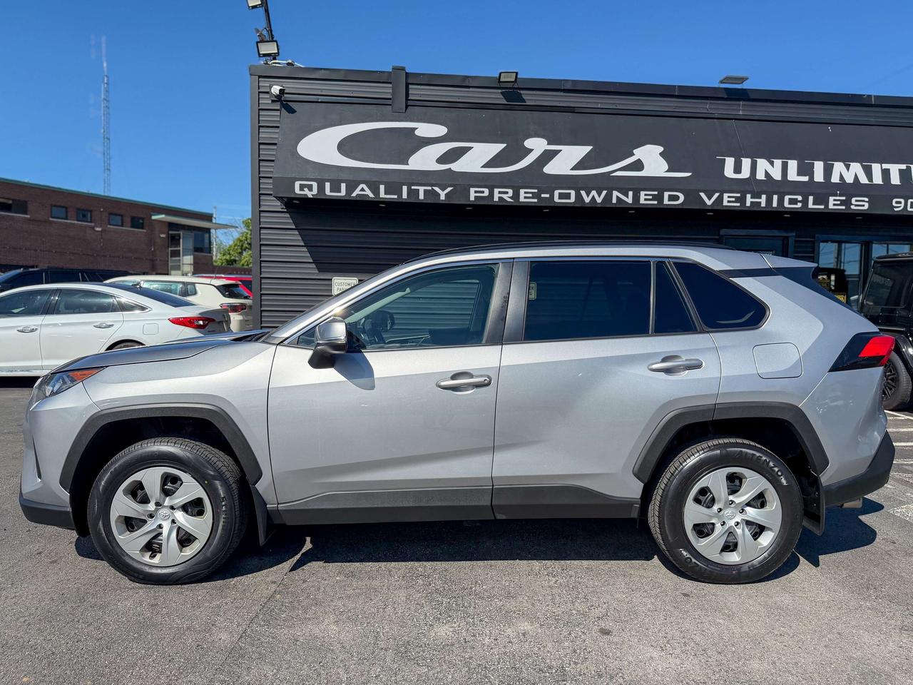 2021 Toyota RAV4 LE/1 OWNER/BSM/ACC/CAMERA/APPLE CARPLAY/2.5L Photo5
