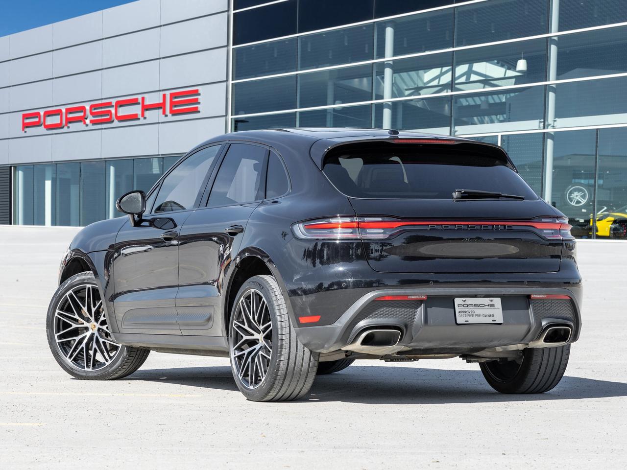 2023 Porsche Macan AWD CPO Premium Pkg Plus Porsche Torque Vectoring Photo