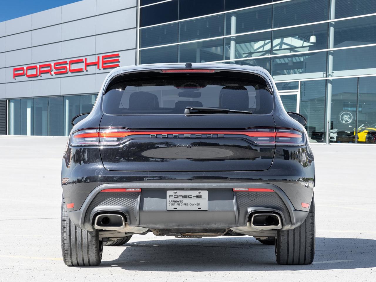 2023 Porsche Macan AWD CPO Premium Pkg Plus Porsche Torque Vectoring Photo