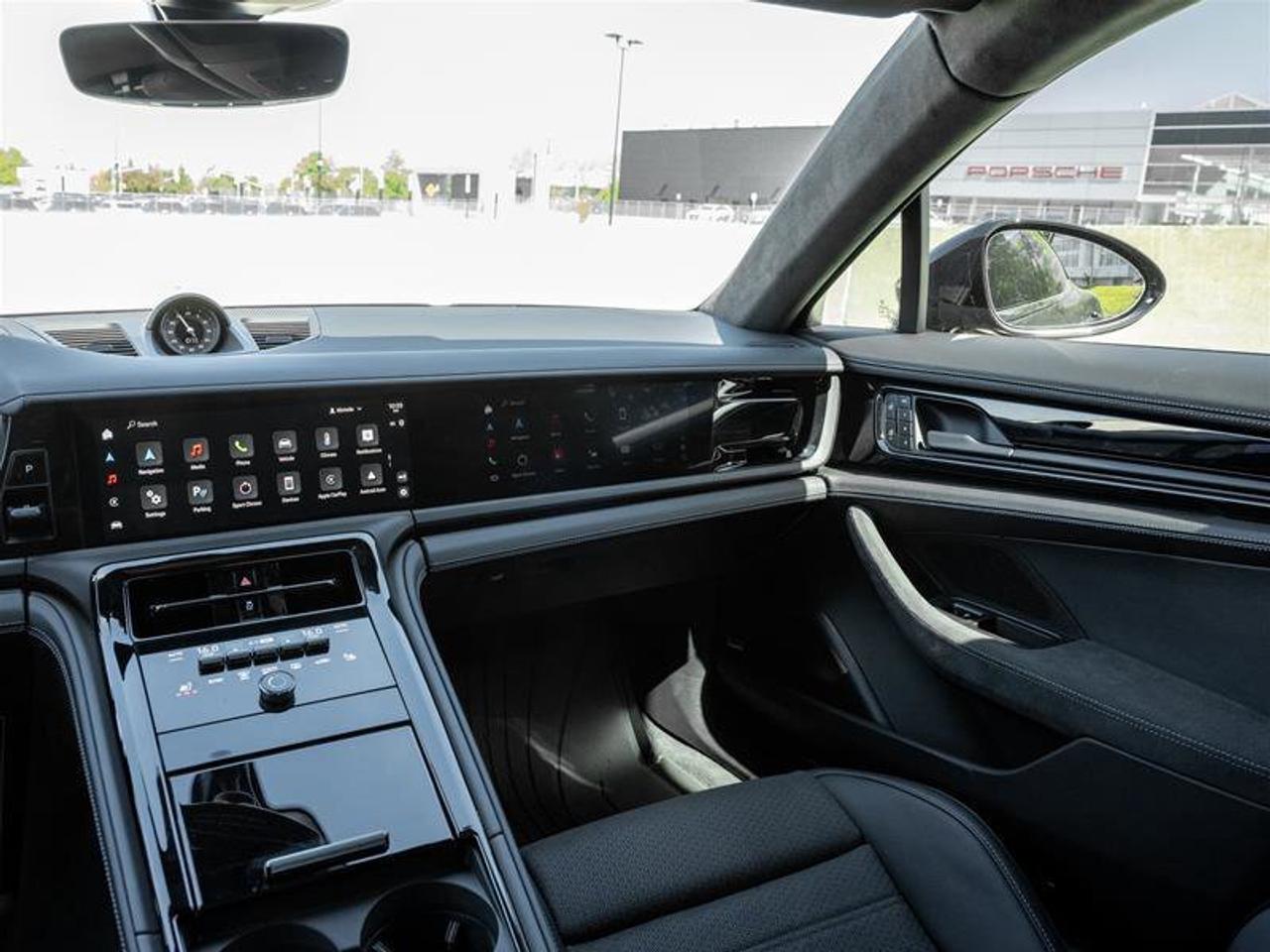 2025 Porsche Panamera GTS AWD Premium Pkg Assistance Pkg Power Sunblind Photo