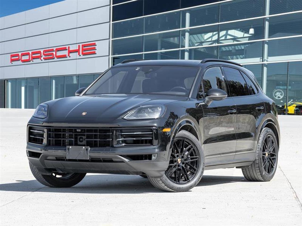 2024 Porsche Cayenne AWD Premium Pkg Plus Sport Tailpipes in Dark Bronz Photo0