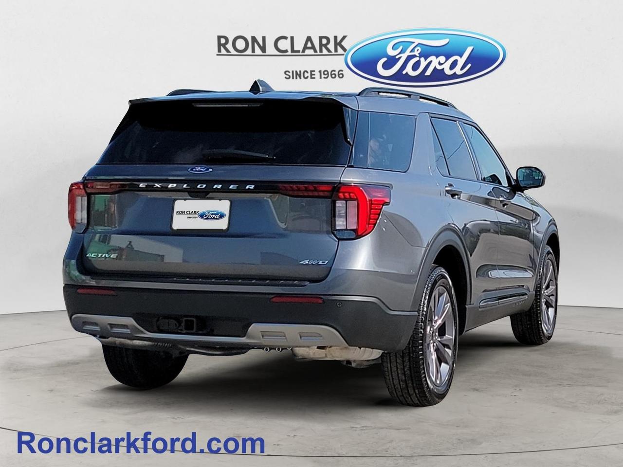 2026 Ford Explorer Active 4dr 4x4 Photo